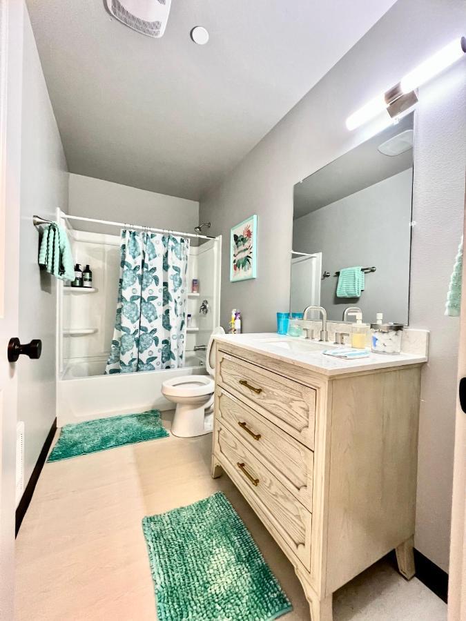 1 Bd Apt With 2 Extra Sofa Beds 13 Mins To Seatac Airport Сиатъл Екстериор снимка